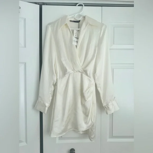 NWT Zara satin effect mini dress - Picture 1 of 5